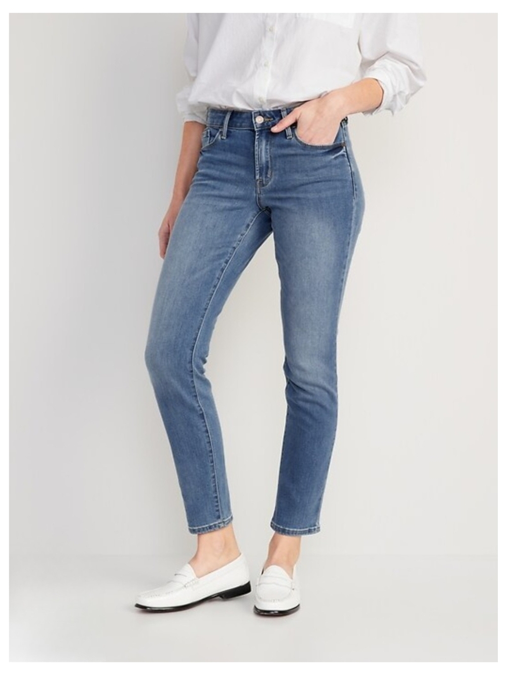 Old Navy Size 14 Power Slim Straight Jeans 3621-CQ